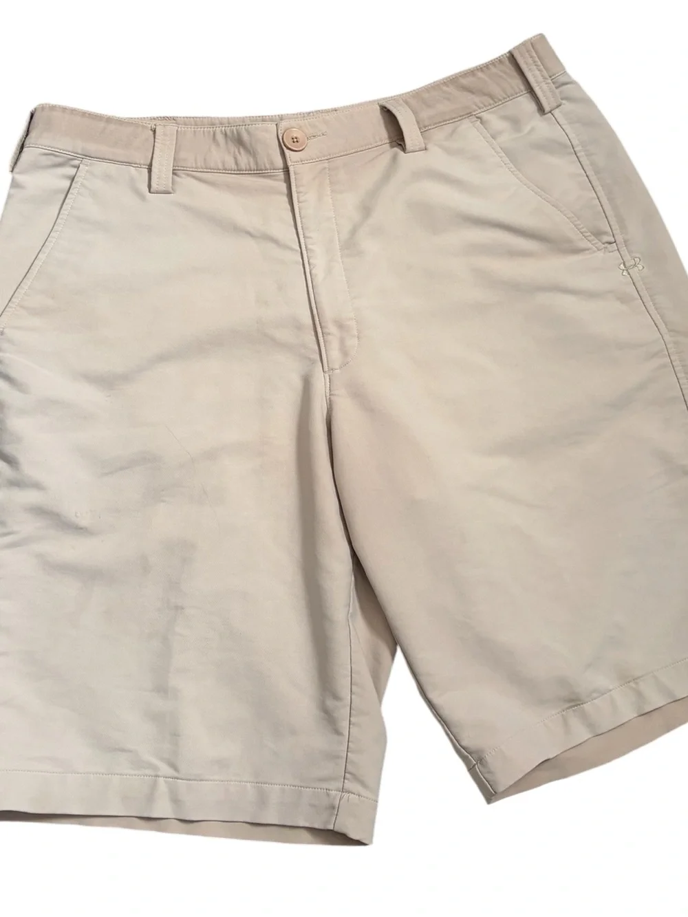 Under Armour Men’s Khaki Golf Shorts Size 34 Tan Performance Chino